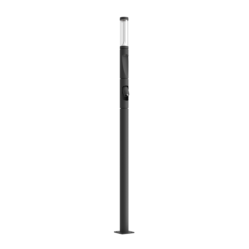 POLE LIGHT